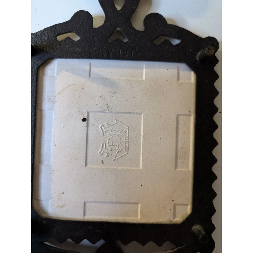 Vintage made in Japan peaches grapes‎ tile / cast iron kitchen trivet